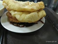 油饼-老磁器口豆汁店(天坛店)