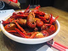 -叶派龙虾•招牌香辣蟹·海鲜(中海国际店)