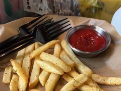 -J Create城市露营咖啡·简餐·宠物(上海动物园店)