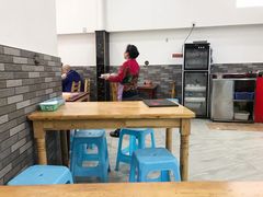 -雷祖芳老妈蹄花店