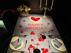 -弦月窗LUNETTE BY AMANDA(复兴路店)