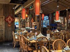 -野山舂·贵州现舂酸汤牛肉(鸿通城店)
