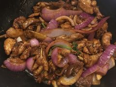 -胡须佬鸡煲四季火锅店(石厦西村直营店)