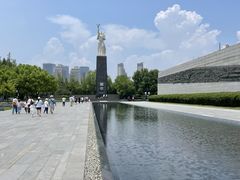 -侵华日军南京大屠杀遇难同胞纪念馆-停车场
