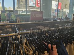 -H&M(鹏欣水游城店)