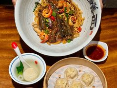 -李犟大爆鳝面·手工蟹黄包(湖滨西湖店)
