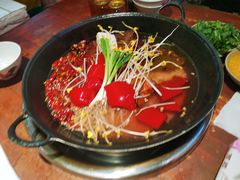 -四小区火锅·巷子里的重庆火锅(花照壁店)