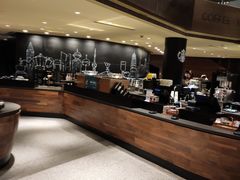 自助取餐区-星巴克(迪士尼小镇店)