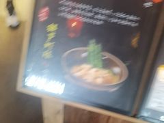 -头上红煨盐鸡·非遗院子餐厅