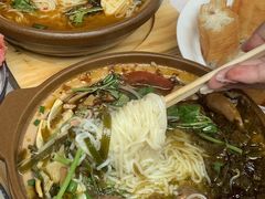 -李与白包子铺(桐梓林店)