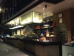 -唐拉雅秀酒店-西锦汇空中BBQ·思创餐厅