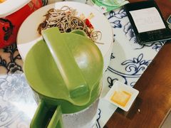-卢大鲜鱼头捞饭(美利广场店)