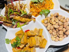 -喝丢一只鞋海鲜烧烤·海肠捞饭(东关街店)