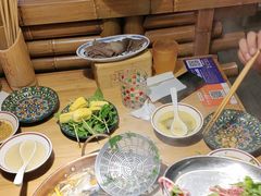 -洱火云南酸菜牛肉火锅(石景山当代商城店)