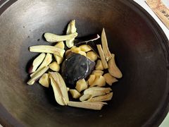 -江湖水乡铁锅炖魚(周庄嘉园店)