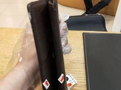 -爱革·洗衣改衣·洗鞋修鞋·洗包修包·奢侈品护理(宝地广场店)