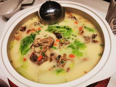 鸭架汤-成都海湾酒店·海湾壹品中餐厅(远大购物中心店)