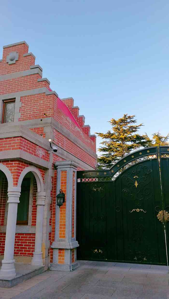 紫金宾馆-"前比利时使馆,现在叫紫金宾馆,只接待国家.