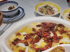 -禄鼎记·排队俩小时都要吃的酸菜鱼(石牌桥店)