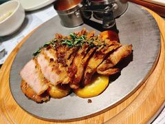 碳烤猪颈肉-小大董·烤鸭(观景餐厅·南京西路店)