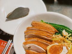 金奖卤鹅肉饭-陈鹏鹏潮汕菜(宝安机场T3航站楼店)