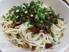 杂酱面条-秦云老太婆摊摊面(金色年华店)