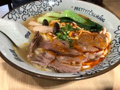 -俏凤凰(美林M·LIVE天地东座店)