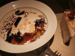 -RUXU入续糖水铺与包(卓悦中心店)