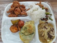-食里香自助快餐(香槟小镇店)