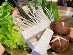 四季综合时蔬拼盘-椰妹·椰子鸡火锅(三祺广场店)