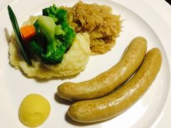 -LENBACH兰巴赫西餐啤酒坊(大连星海广场店)