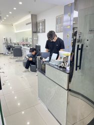 -米可造型烫染