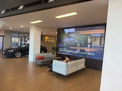 -上海永达奥诚奥迪4S店(申江路店)
