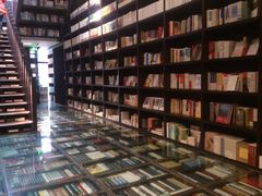 店内环境-钟书阁(松江泰晤士小镇店)