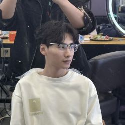 -藤野造型烫染·漂发