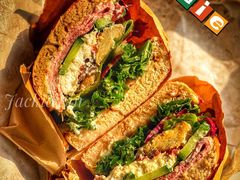 -Catch Bagel(芳草地店)