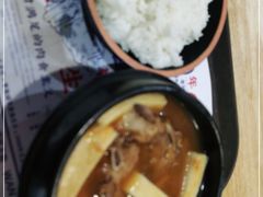 -万和春排骨砂锅米饭(新业广场店)