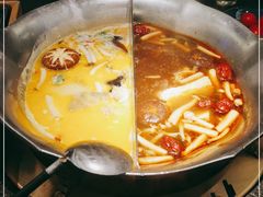 -湊湊火锅·茶憩(打浦桥日月光店)