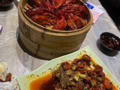 -巴厘龙虾·榜首油焖大虾(音乐学院·沿江酒馆店)