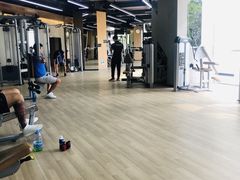 -威克健身游泳(万菱汇店)