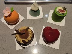 -法桐蛋糕·手作面包(万达公馆店)