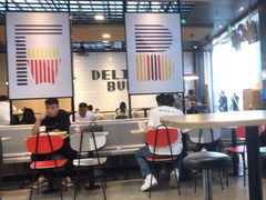 -麦当劳(宁波火车高铁站店)