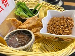 -鲁菜根·泰安菜(万达店)