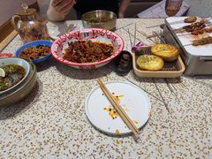 -小董哥烤串·爆汁大油边(故宫店)