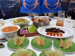 -品海楼·大连海胆锅贴馆(东港店)