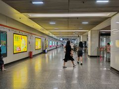 -常熟路(地铁站)