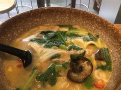 -蒙自源小锅米线(金佰利店)