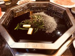 -绵阳森林雨鸭肠王火锅城(丽景花城店)