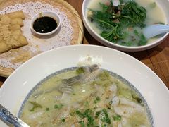 -鱼亨小鲜酸菜鱼(大信店)