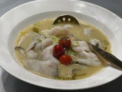 酸菜鱼-维园悦谱·海派家常菜(乌鲁木齐南路店)